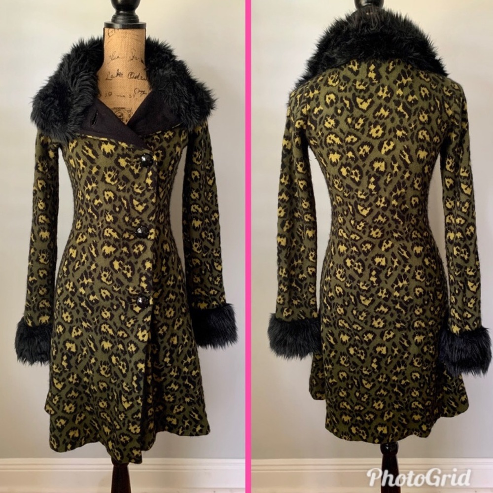 Betsey Johnson long leopard sweater coat